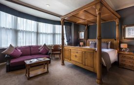 the-swan-hotel-centre-stafford-inn-offer-deals-near-station-bedroom-superior-double